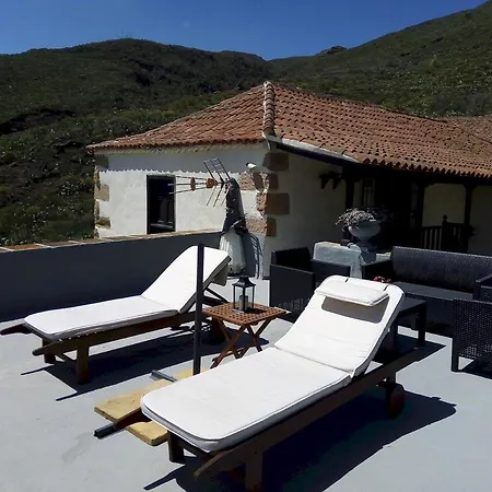 Casa La Fuente アロナ